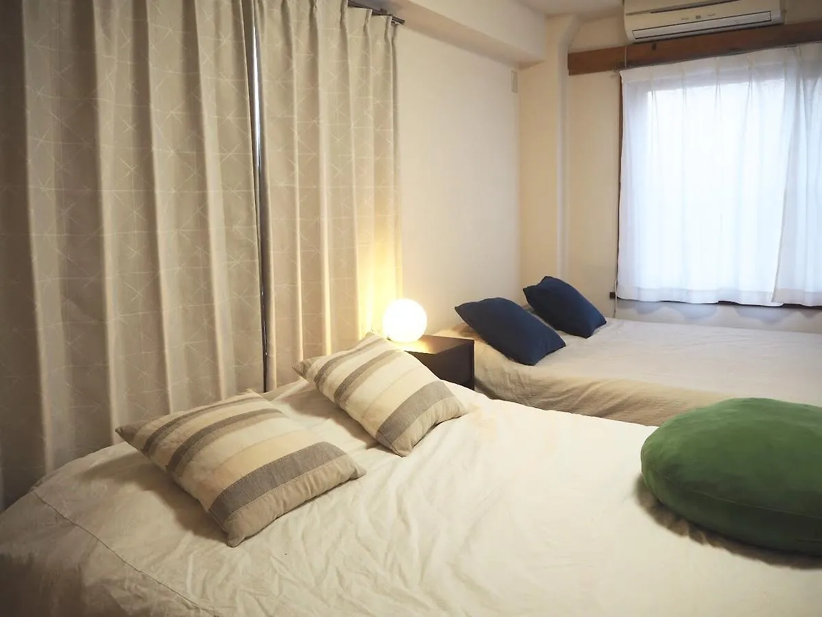 Komagome Super Family Apartment Tokyo