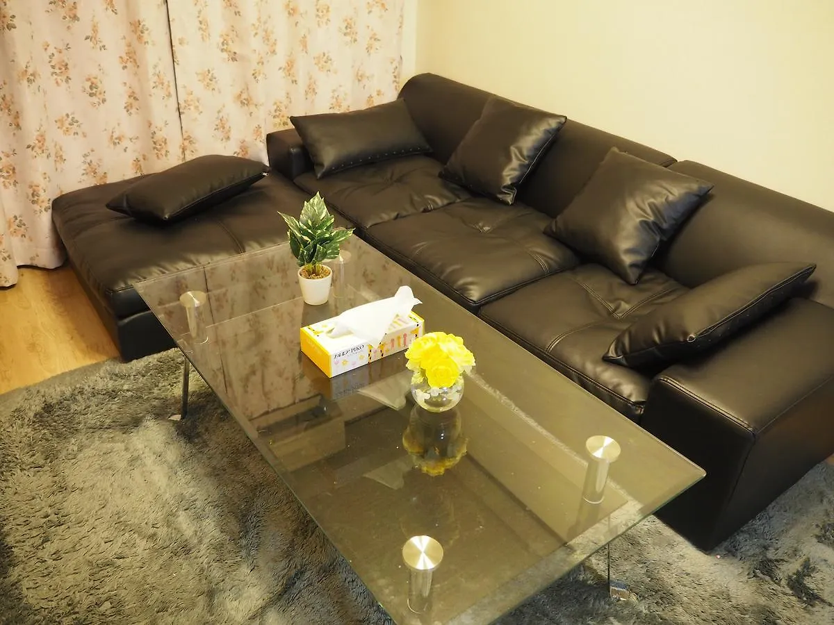Komagome Super Family Apartment Tokyo