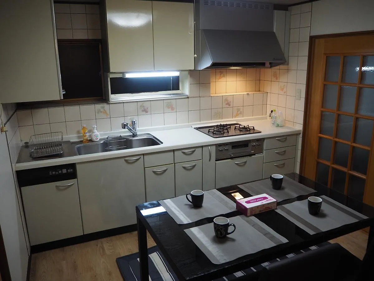 Komagome Super Family Apartment Tokyo