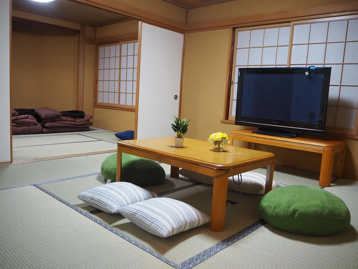 Komagome Super Family Apartment contacts